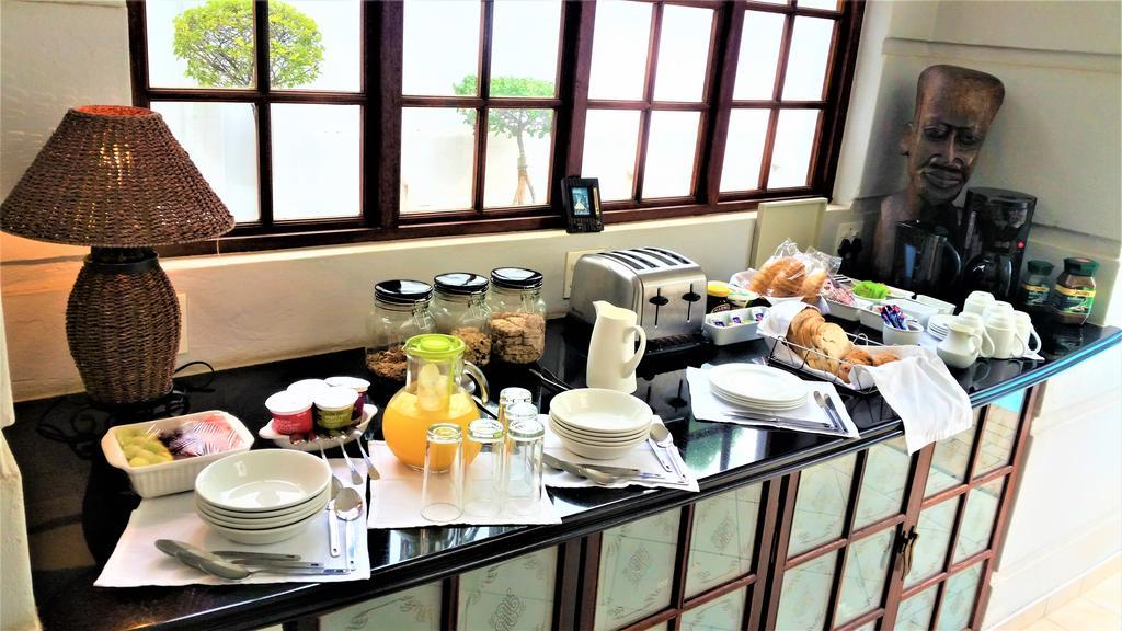 เดอะ เบาบับ บี แอนด์ บี Villa มิดแรนด์ ภายนอก รูปภาพ