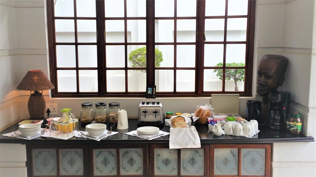 เดอะ เบาบับ บี แอนด์ บี Villa มิดแรนด์ ภายนอก รูปภาพ