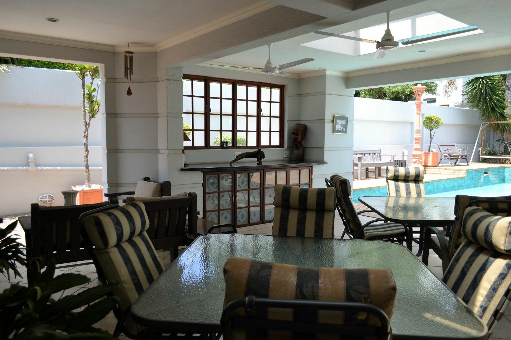 เดอะ เบาบับ บี แอนด์ บี Villa มิดแรนด์ ภายนอก รูปภาพ